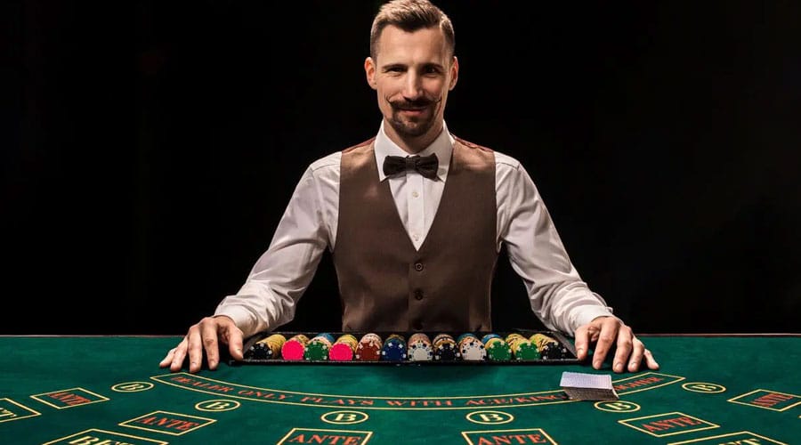 Tangkapan skrin meja NetEnt Classic Blackjack, memaparkan tangan pemain vs. kad atas peniaga.